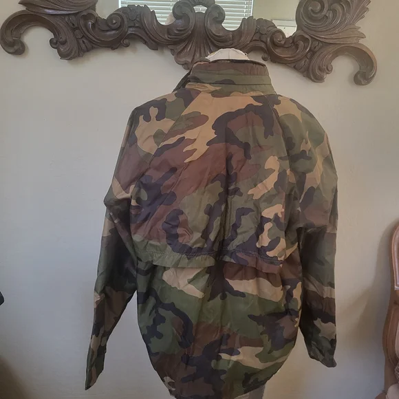 Gore-Tex Men's Camouflage Military Jacket - Picture 3 of 8